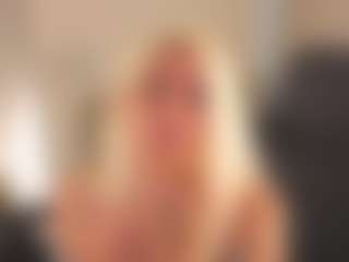 April-Nelson's Live Sex Cam Show