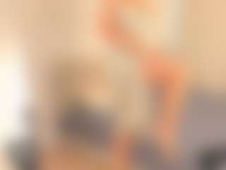 Live cam show with April-Nelson - Cum on Latina Girls