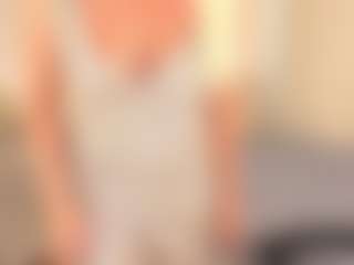 April-Nelson's Live Sex Cam Show