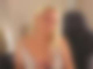 April-Nelson's Live Sex Cam Show