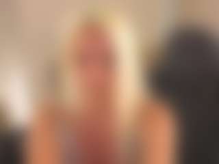 April-Nelson's Live Sex Cam Show