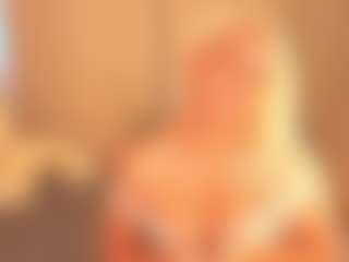 Live cam show with April-Nelson - Public on milfzrlive.com