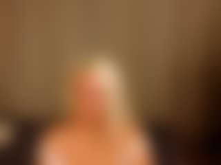 April-Nelson's Live Sex Cam Show