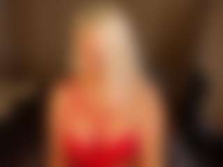 Show live cam dengan April-Nelson - Striptease di Camsoda