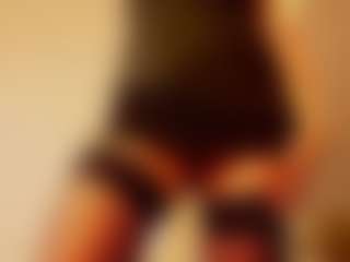 April-Nelson's Live Sex Cam Show