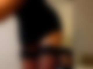 April-Nelson's Live Sex Cam Show