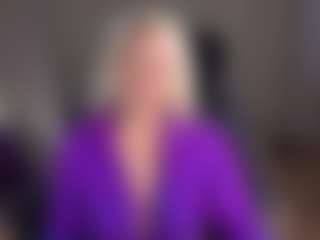 Live cam show with April-Nelson - Spank on Hubzter Live
