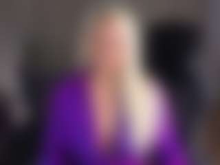 April-Nelson's Live Sex Cam Show