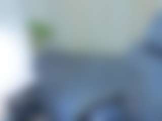 Live cam show with April-Nelson - Public on madthumbs