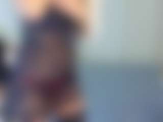 Live cam show with April-Nelson - Normal on Camsoda