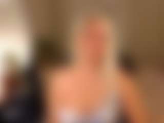 April-Nelson's Live Sex Cam Show