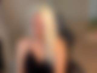 April-Nelson's Live Sex Cam Show