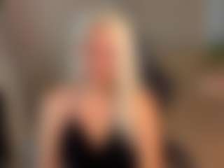 April-Nelson's Live Sex Cam Show