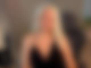 April-Nelson's Live Sex Cam Show