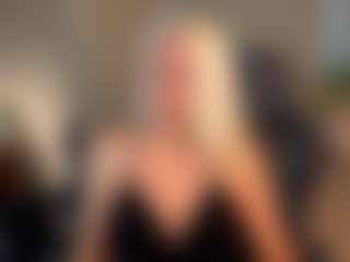 April-Nelson's Live Sex Cam Show