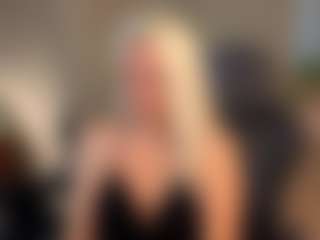 April-Nelson's Live Sex Cam Show
