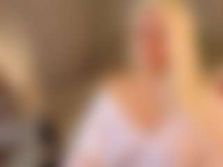 April-Nelson's Live Sex Cam Show