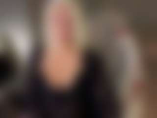 Live cam show with April-Nelson - Skinny on Streamer API