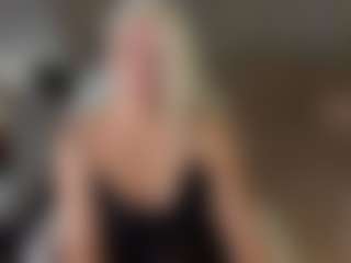 April-Nelson's Live Sex Cam Show