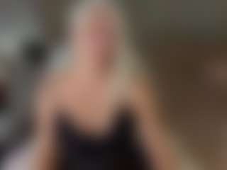 April-Nelson's Live Sex Cam Show