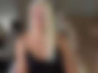 April-Nelson's Live Sex Cam Show