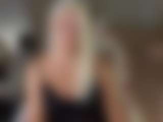 April-Nelson's Live Sex Cam Show