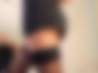 April-Nelson's Live Sex Cam Show