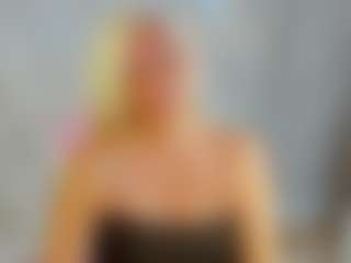 April-Nelson's Live Sex Cam Show