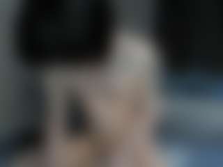 Live cam show with chromehabit - Average on Cam Slut