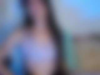 Live cam show with Ir1s - Hazel Eyes on xDating