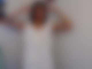Live cam show with Ir1s - Double Penetration on Hubzter Live