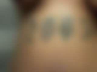 Live cam show with Naina - Lingerie on SxyPornLive