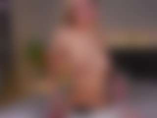 Live cam show with NanceyEngwall - Yoga on mypornchat.com