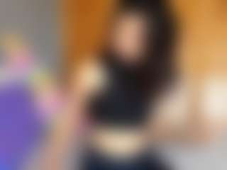 Live cam show with WildaTebar - Moaning on sexylive.show