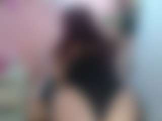 Live cam show with Bellatrix-Ch - Bikini on Camiplay Live