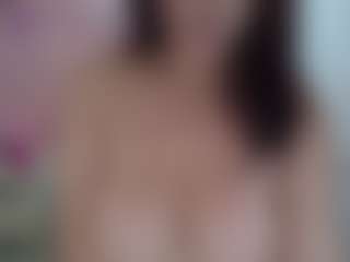 Live cam show with Bellatrix-Ch - Red Hair on AdultVida.com