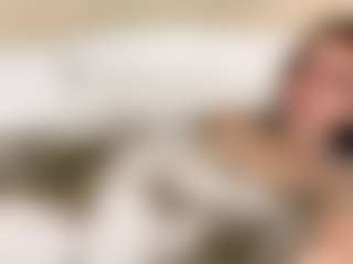 Live cam show with Mei - Spanking on Milf Play