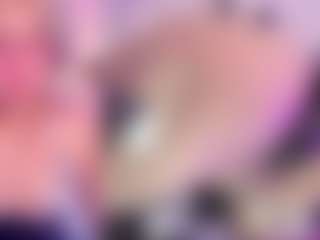 Live cam show with ViviCutie - Skinny on Gym Cam Girls
