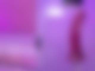 Live cam show with ViviCutie - Average on Camiplay Live