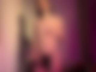 Live cam show with Chris - Hairy Pussy on Dolls Live