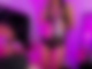 Live cam show with evelottAllenx - Upskirt on livesuperchat.net