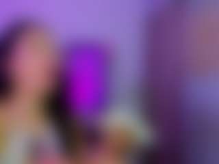 Live cam show with evelottAllenx - Nipple Piercings on AdultVida.com