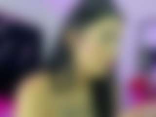 Live cam show with evelottAllenx - Upskirt on intimatelivegirls.com