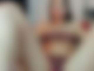 Live cam show with evelottAllenx - Upskirt on ObeyMaria