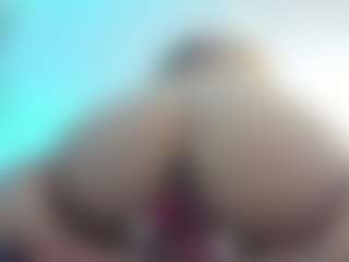 Live cam show with evelottAllenx - Upskirt on Camsoda