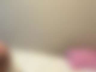 Live cam show with Im Xenia - Normal on Camsoda
