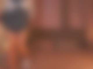 GracieFasano MILF webcam performer live streaming