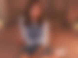 Live cam show with GracieFasano - Foot Fetish on StripNow