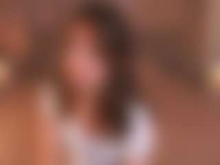 Live cam show with GracieFasano - Big Tits Brown Hair on Hubzter Live