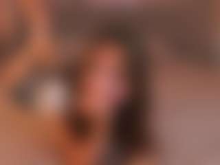 Live cam show with GracieFasano - Big Tits on Fling VIP Chat